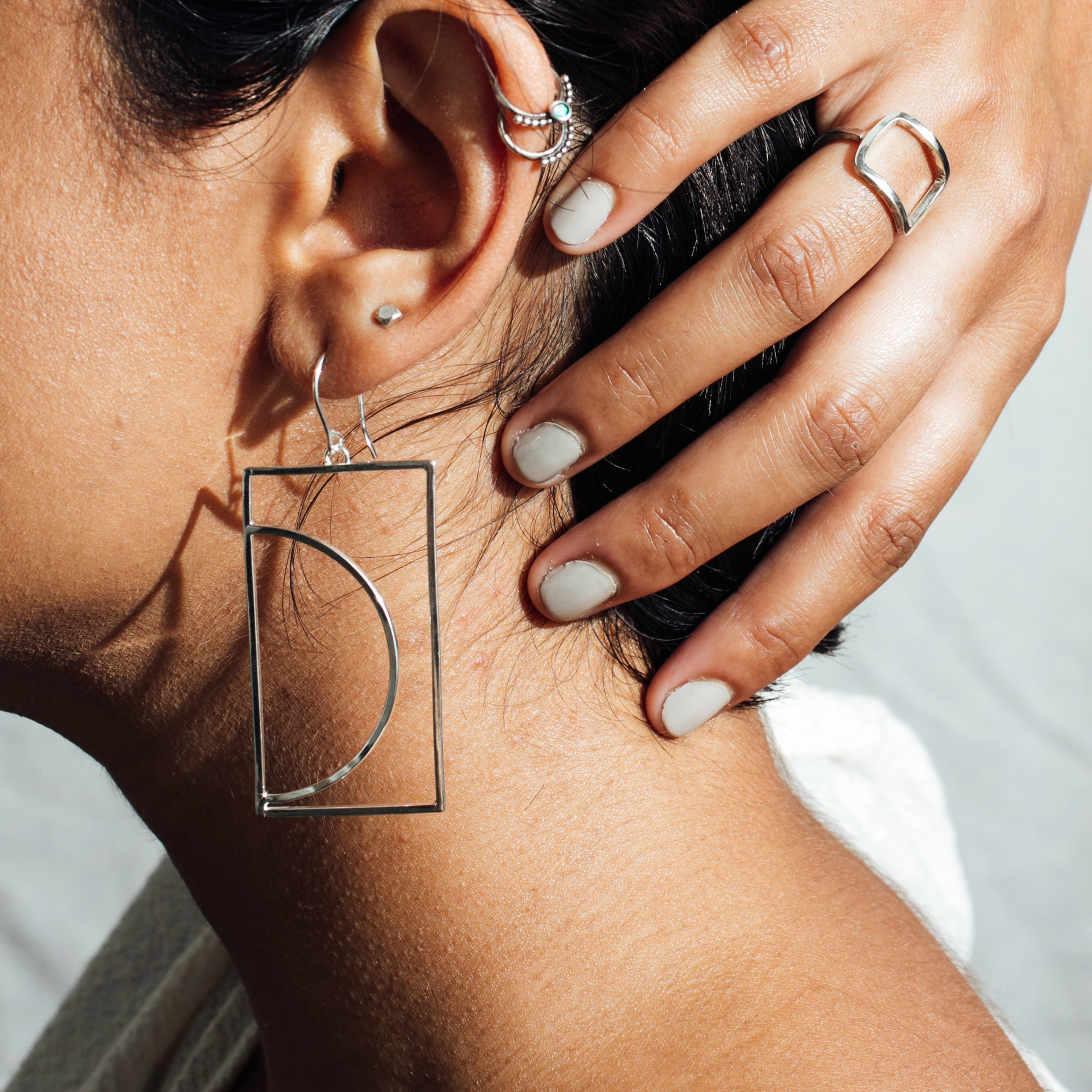 Arco Dangle Earrings
