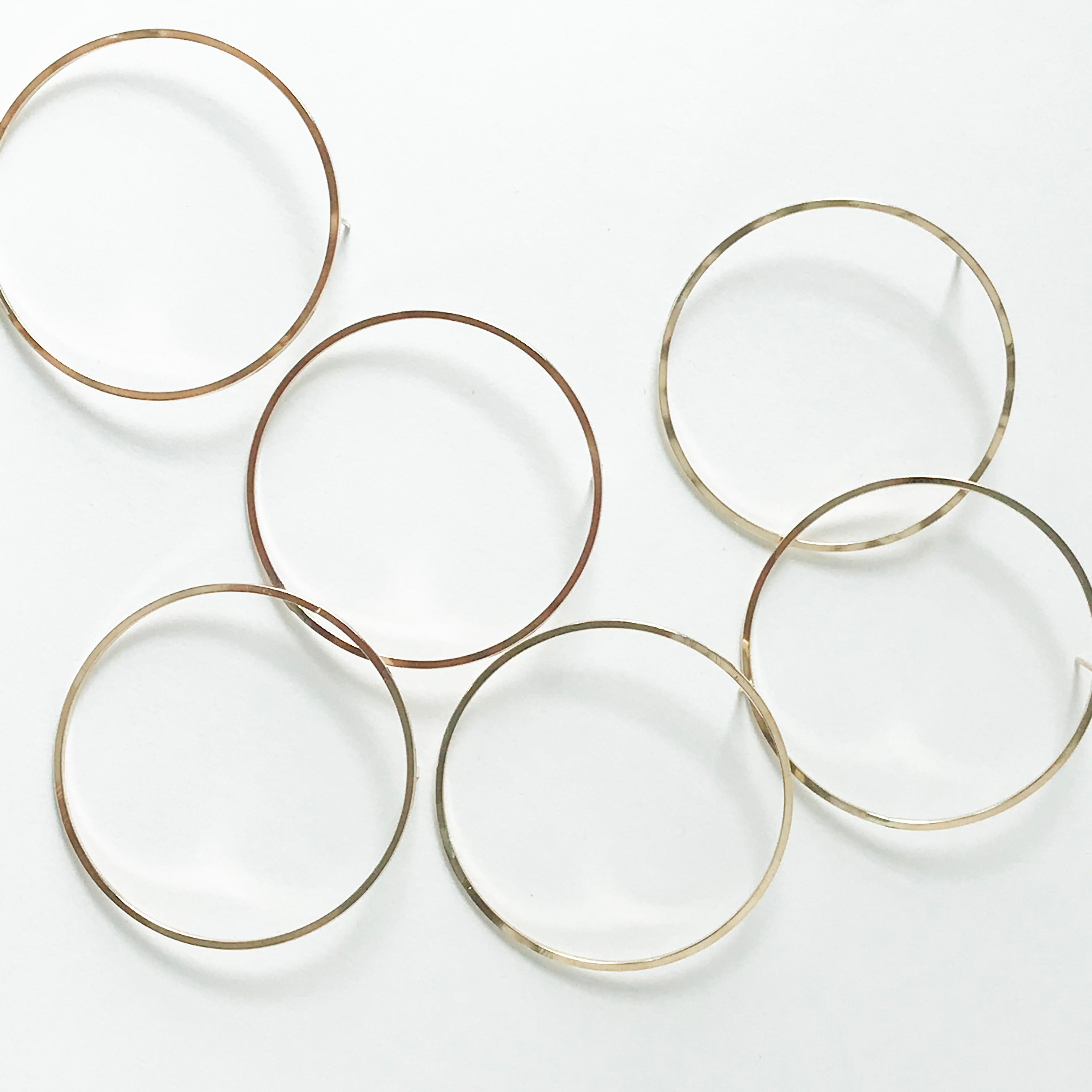 HOOP STUDS