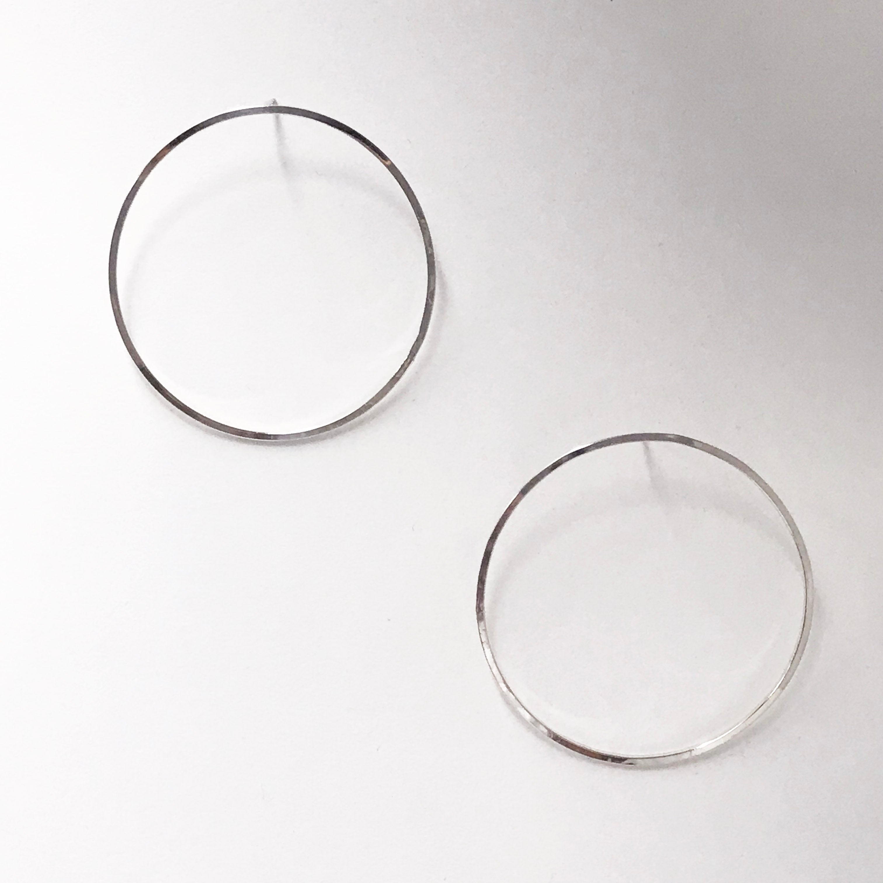 HOOP STUDS