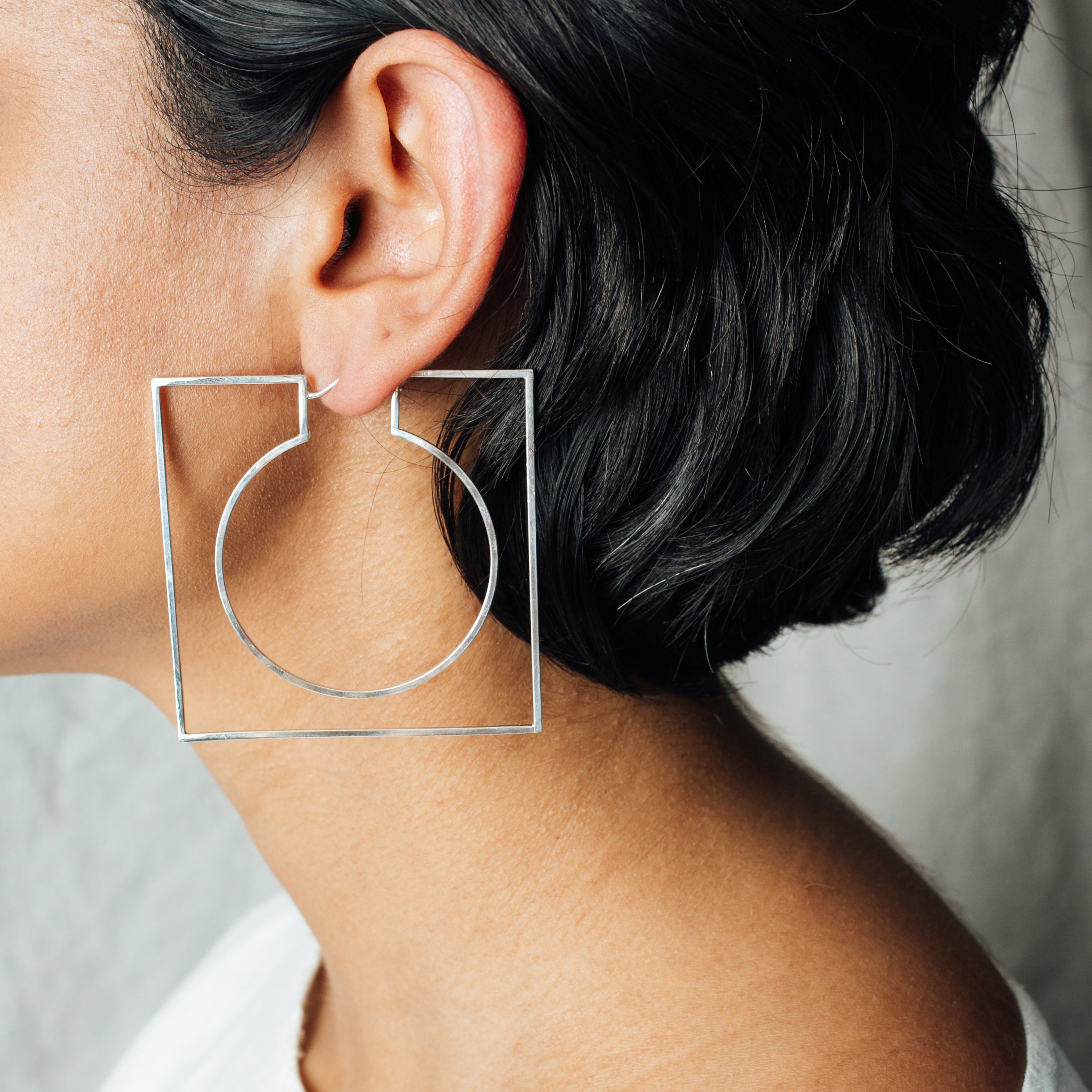 Keyhole Hoops