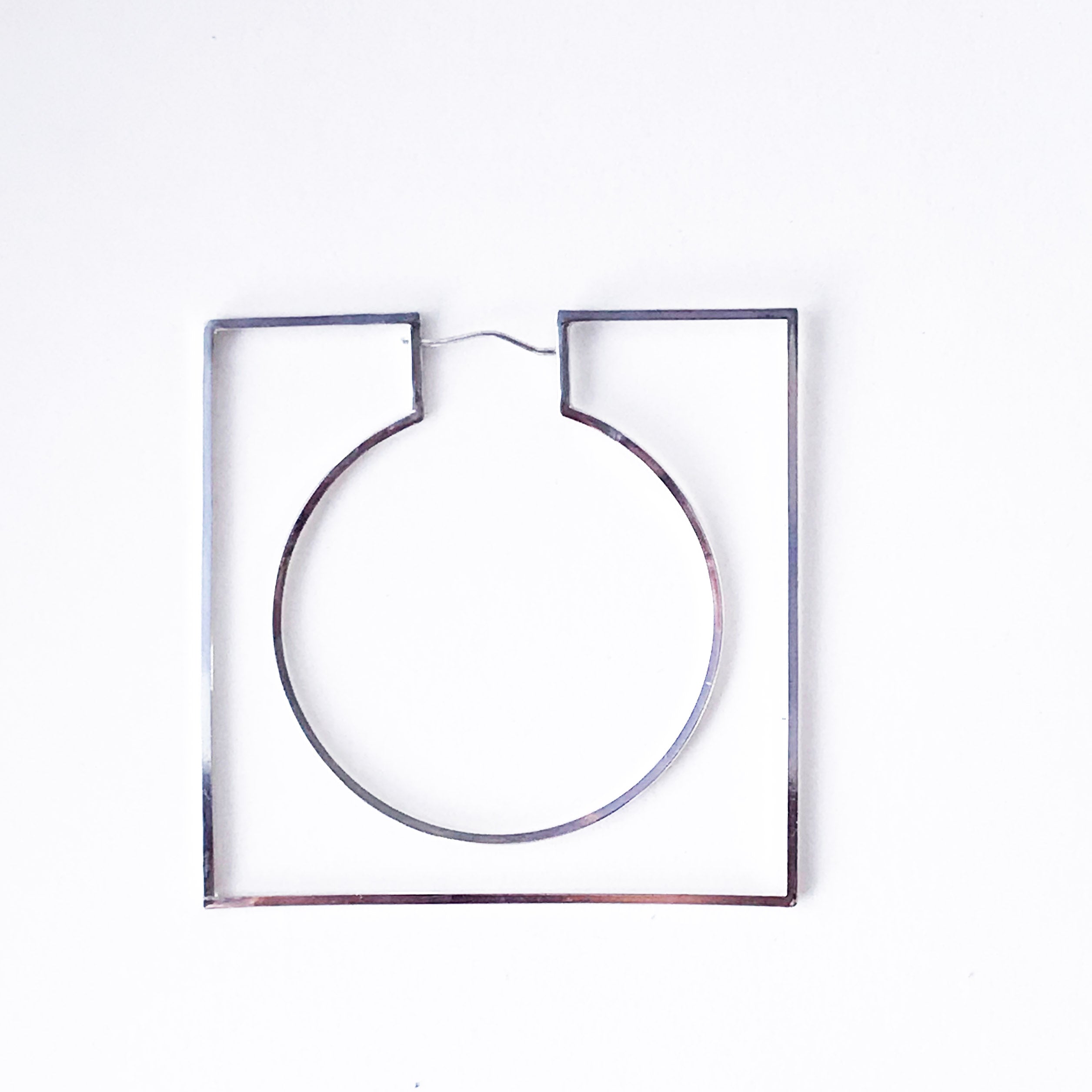 Keyhole Hoops