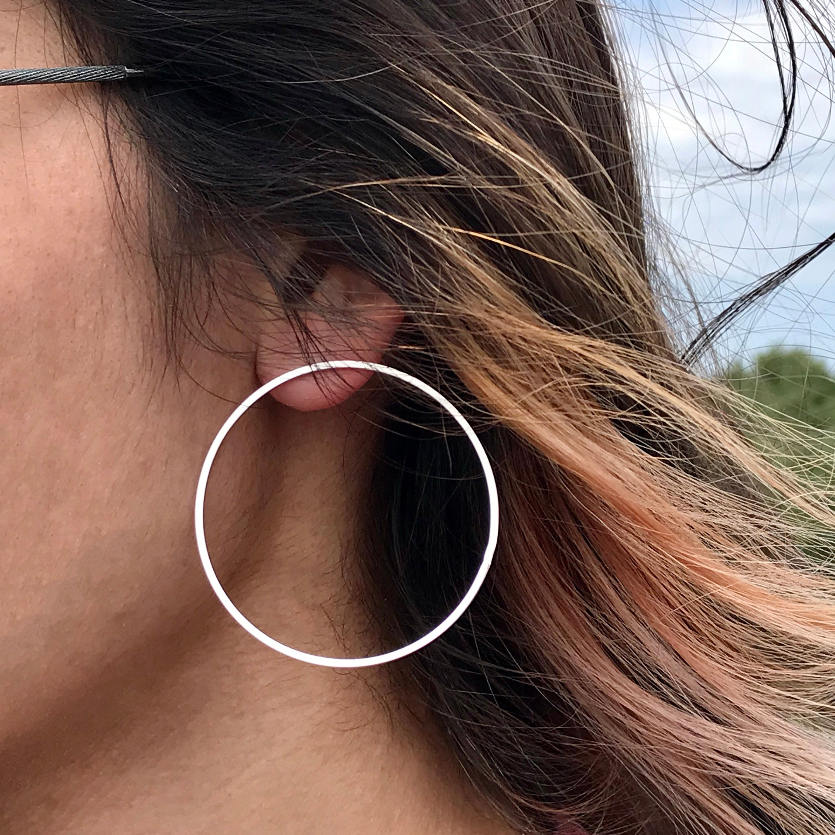 HOOP STUDS